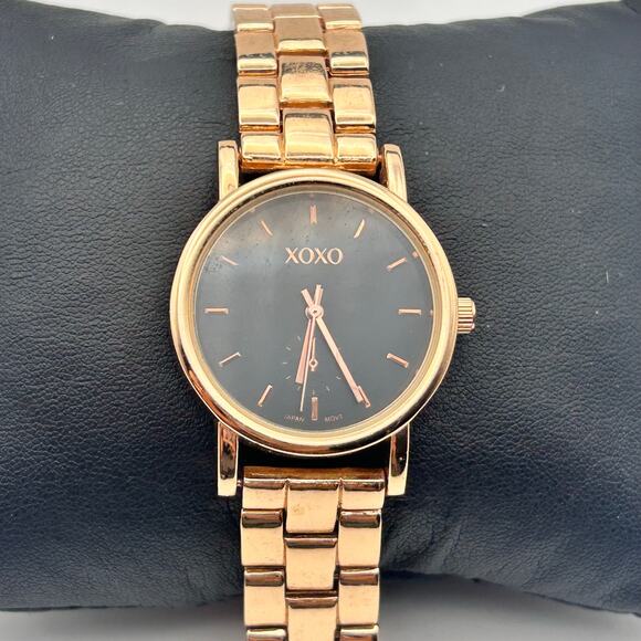 XOXO Rose Gold Black Dial St. Steel 31mm Women’s Watch Working New Battery - Picture 1 of 8